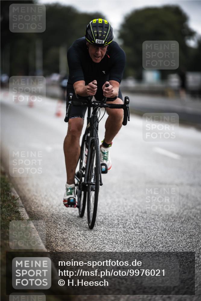 16.08.2026 - KN Förde Triathlon 2026 H.Heesch http://msf.ph/oto/9976021 16.08.2026 11:14:34 Radfahren 398, 432 meine-sportfotos.de