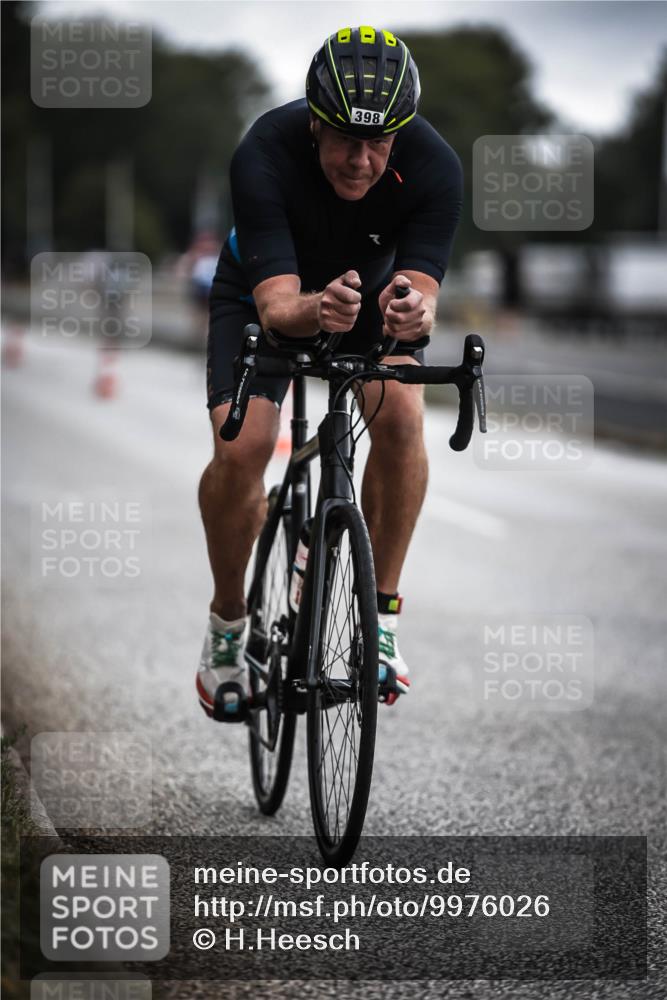 16.08.2026 - KN Förde Triathlon 2026 H.Heesch http://msf.ph/oto/9976026 16.08.2026 11:14:34 Radfahren 398, 432 meine-sportfotos.de
