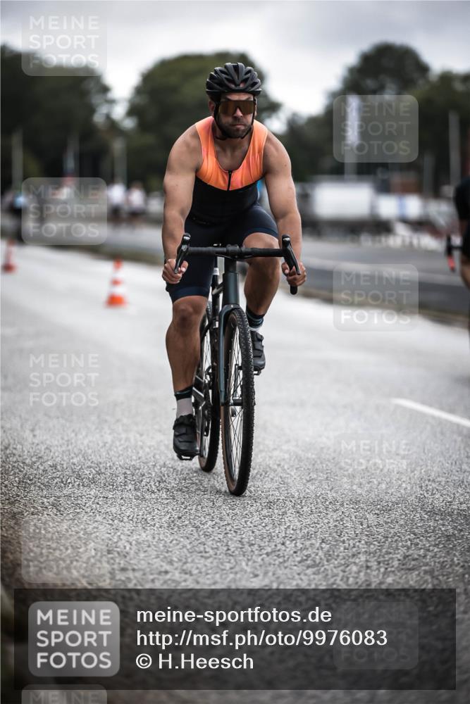 16.08.2026 - KN Förde Triathlon 2026 H.Heesch http://msf.ph/oto/9976083 16.08.2026 11:15:05 Radfahren 322, 334, 358 meine-sportfotos.de