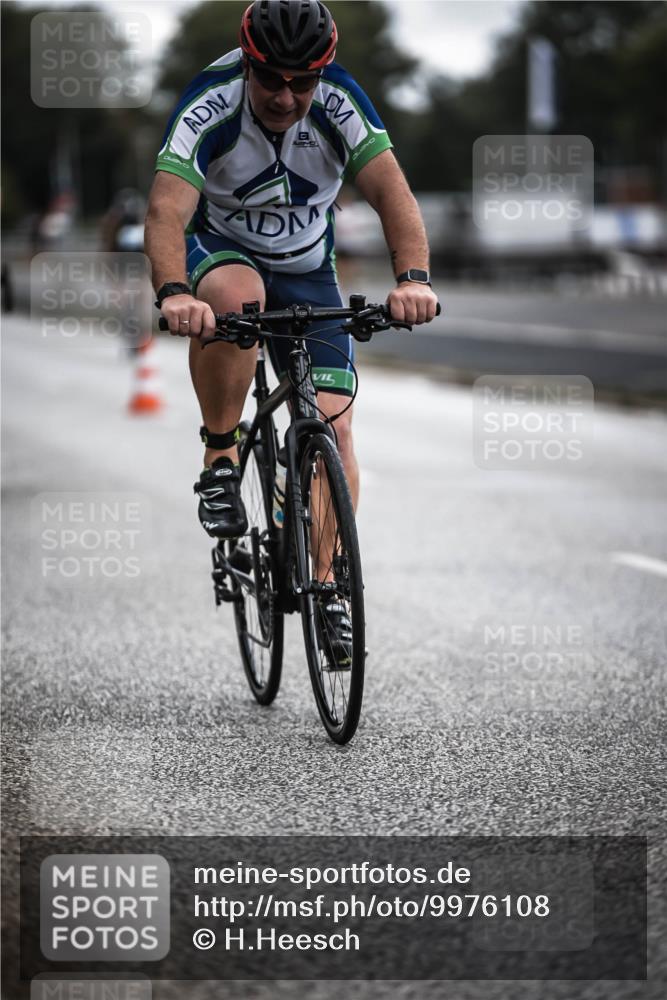 16.08.2026 - KN Förde Triathlon 2026 H.Heesch http://msf.ph/oto/9976108 16.08.2026 11:15:17 Radfahren 341, 355, 359, 374, 378, 407, 804 meine-sportfotos.de