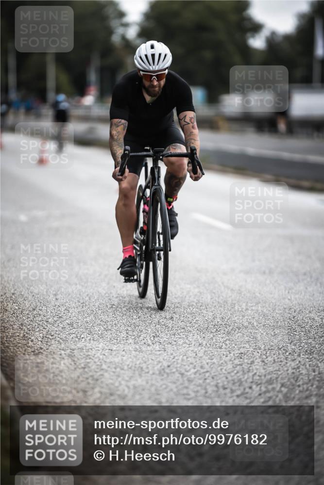 16.08.2026 - KN Förde Triathlon 2026 H.Heesch http://msf.ph/oto/9976182 16.08.2026 11:16:00 Radfahren 421 meine-sportfotos.de
