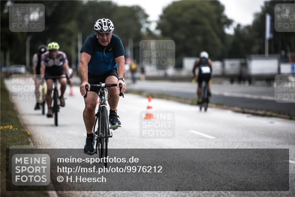 16.08.2026 - KN Förde Triathlon 2026 H.Heesch http://msf.ph/oto/9976212 16.08.2026 11:16:25 Radfahren 351, 360, 406, 413, 428, 801 meine-sportfotos.de