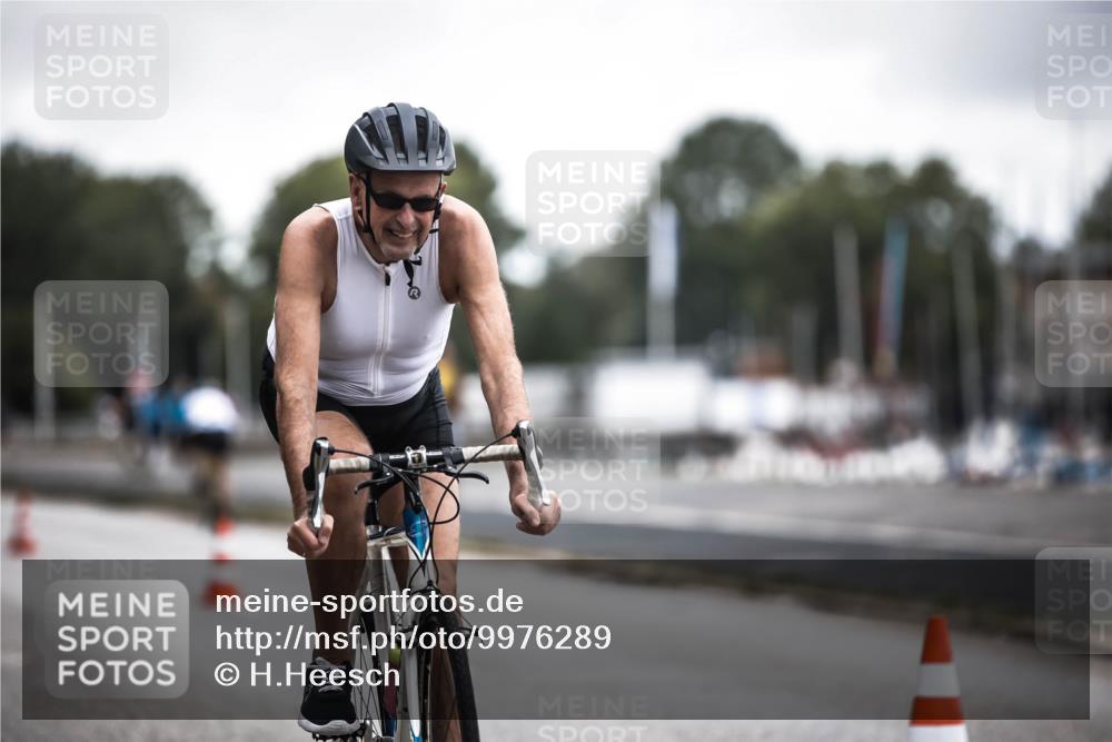 16.08.2026 - KN Förde Triathlon 2026 H.Heesch http://msf.ph/oto/9976289 16.08.2026 11:16:56 Radfahren 328, 346, 350, 402, 437 meine-sportfotos.de