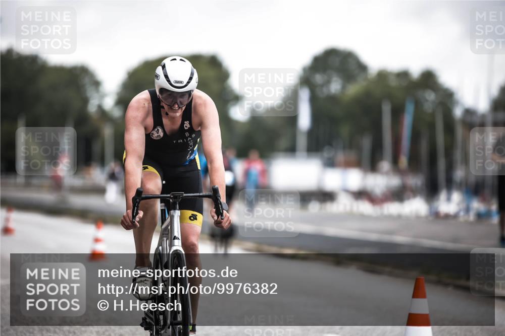 16.08.2026 - KN Förde Triathlon 2026 H.Heesch http://msf.ph/oto/9976382 16.08.2026 11:17:33 Radfahren 322, 358, 359, 382, 417, 432, 435, 804 meine-sportfotos.de