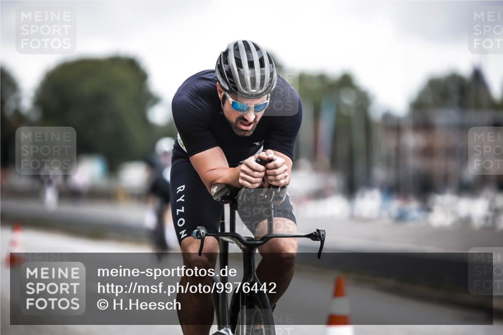 16.08.2026 - KN Förde Triathlon 2026 H.Heesch http://msf.ph/oto/9976442 16.08.2026 11:17:43 Radfahren 304, 308, 317, 318, 383, 390 meine-sportfotos.de