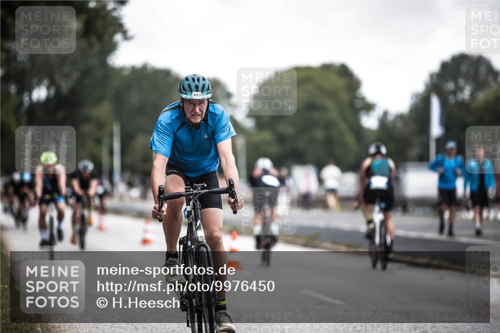 16.08.2026 - KN Förde Triathlon 2026 H.Heesch http://msf.ph/oto/9976450 16.08.2026 11:17:48 Radfahren 306, 317, 318, 330, 367, 396, 803 meine-sportfotos.de