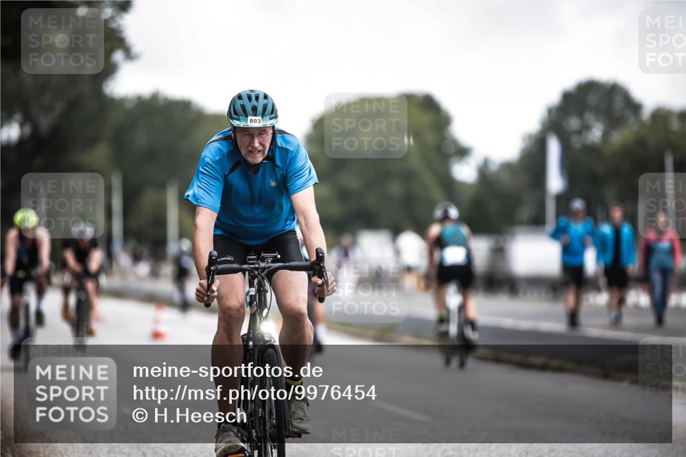 16.08.2026 - KN Förde Triathlon 2026 H.Heesch http://msf.ph/oto/9976454 16.08.2026 11:17:48 Radfahren 306, 317, 318, 330, 367, 396, 803 meine-sportfotos.de