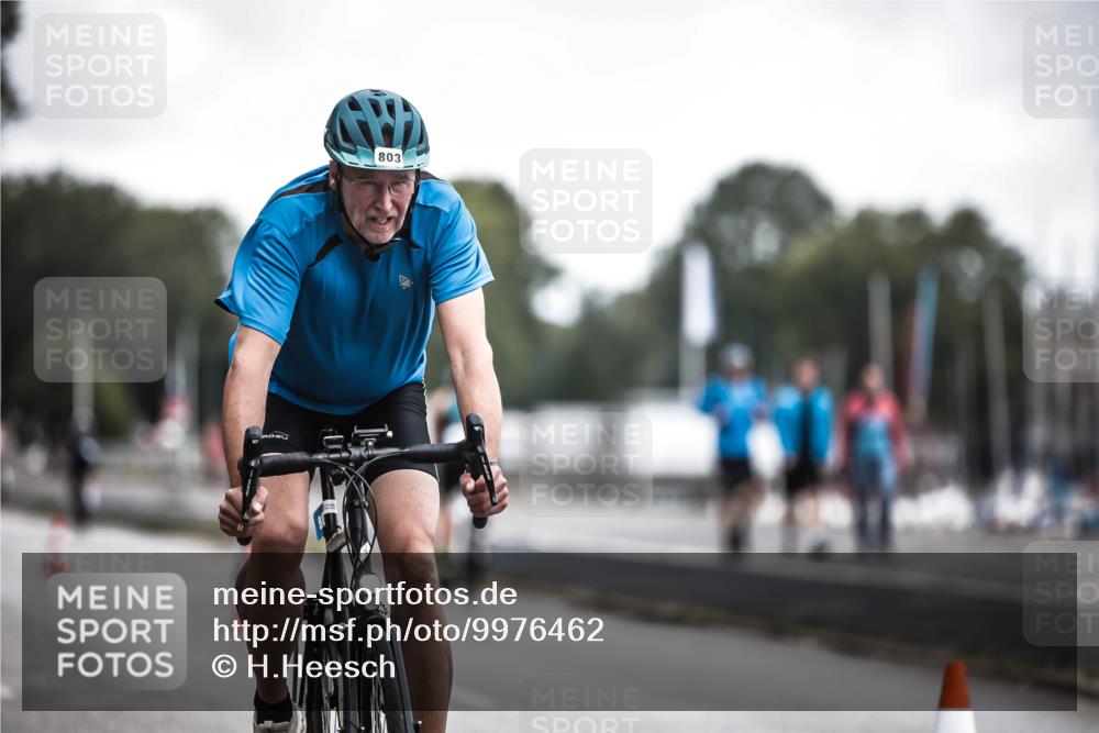 16.08.2026 - KN Förde Triathlon 2026 H.Heesch http://msf.ph/oto/9976462 16.08.2026 11:17:48 Radfahren 306, 317, 318, 330, 367, 396, 803 meine-sportfotos.de