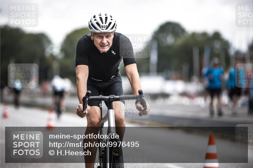 16.08.2026 - KN Förde Triathlon 2026 H.Heesch http://msf.ph/oto/9976495 16.08.2026 11:17:55 Radfahren 301, 311, 314, 330, 367, 378, 396, 802 meine-sportfotos.de