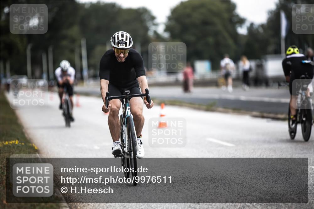 16.08.2026 - KN Förde Triathlon 2026 H.Heesch http://msf.ph/oto/9976511 16.08.2026 11:18:20 Radfahren 302, 404 meine-sportfotos.de