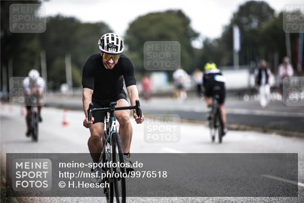 16.08.2026 - KN Förde Triathlon 2026 H.Heesch http://msf.ph/oto/9976518 16.08.2026 11:18:20 Radfahren 302, 404 meine-sportfotos.de