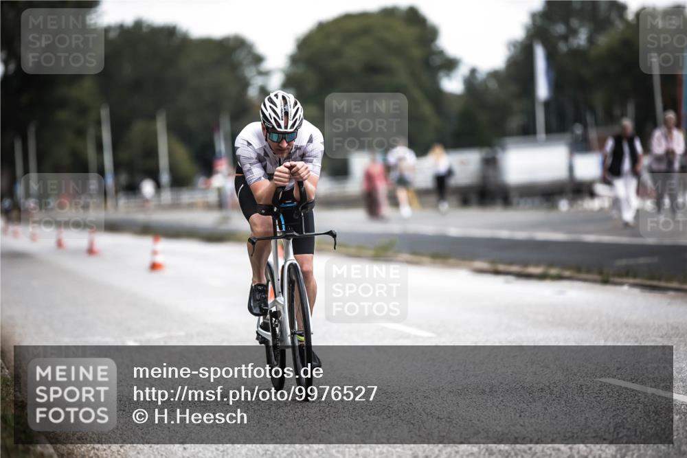 16.08.2026 - KN Förde Triathlon 2026 H.Heesch http://msf.ph/oto/9976527 16.08.2026 11:18:22 Radfahren 302, 404 meine-sportfotos.de