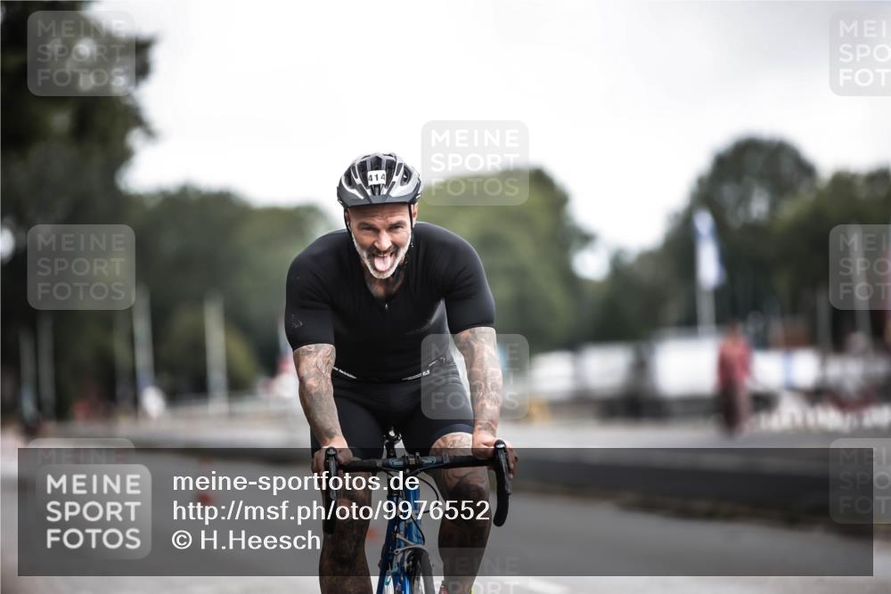 16.08.2026 - KN Förde Triathlon 2026 H.Heesch http://msf.ph/oto/9976552 16.08.2026 11:18:34 Radfahren 348, 414, 441 meine-sportfotos.de