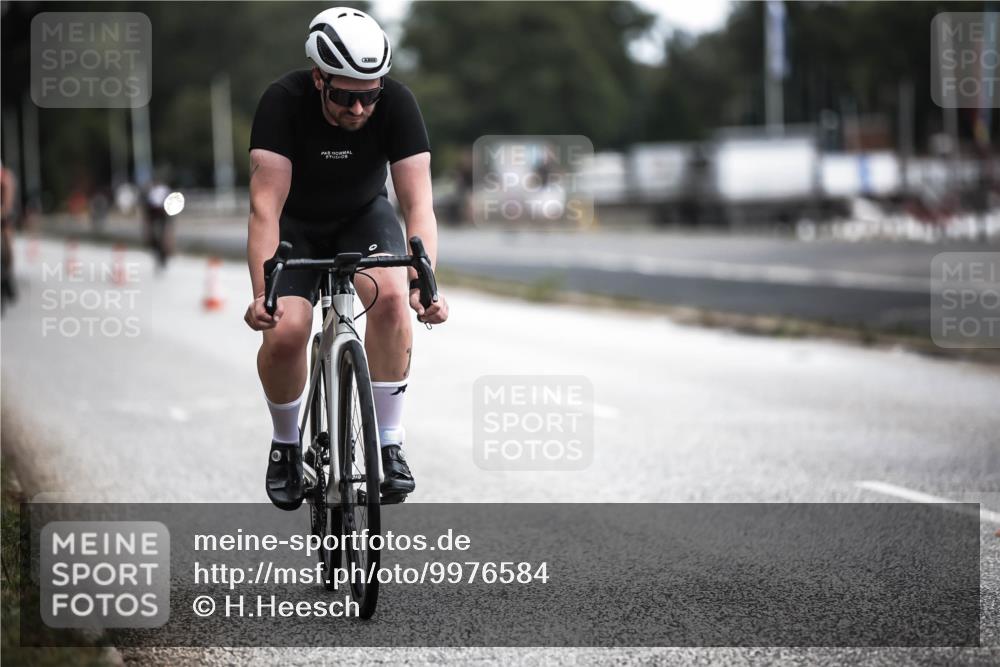 16.08.2026 - KN Förde Triathlon 2026 H.Heesch http://msf.ph/oto/9976584 16.08.2026 11:18:44 Radfahren 338, 339, 354, 429 meine-sportfotos.de