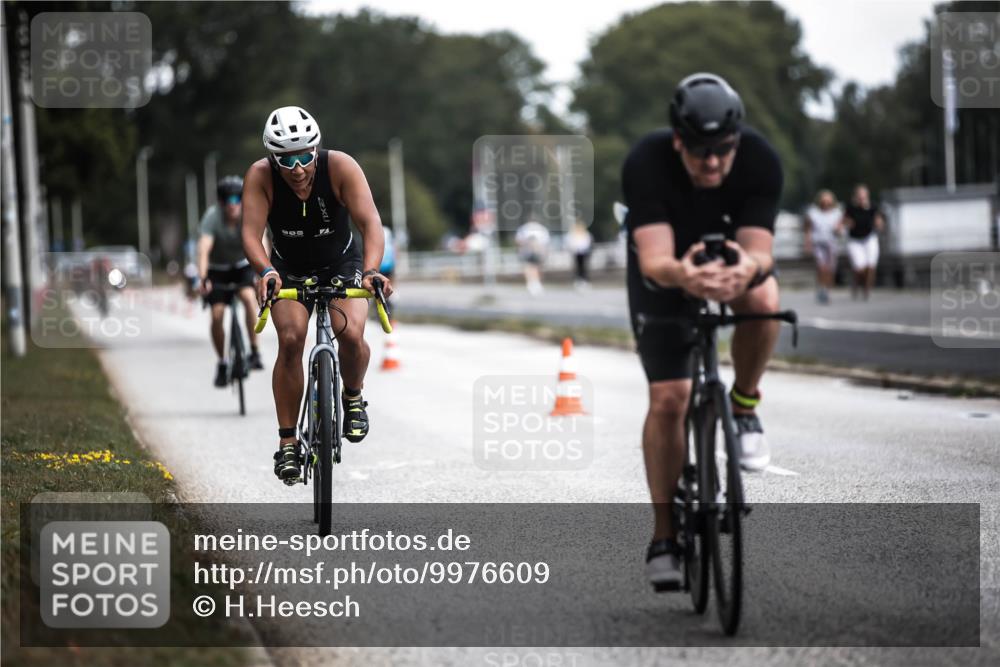 16.08.2026 - KN Förde Triathlon 2026 H.Heesch http://msf.ph/oto/9976609 16.08.2026 11:18:54 Radfahren 310, 356, 384, 425 meine-sportfotos.de