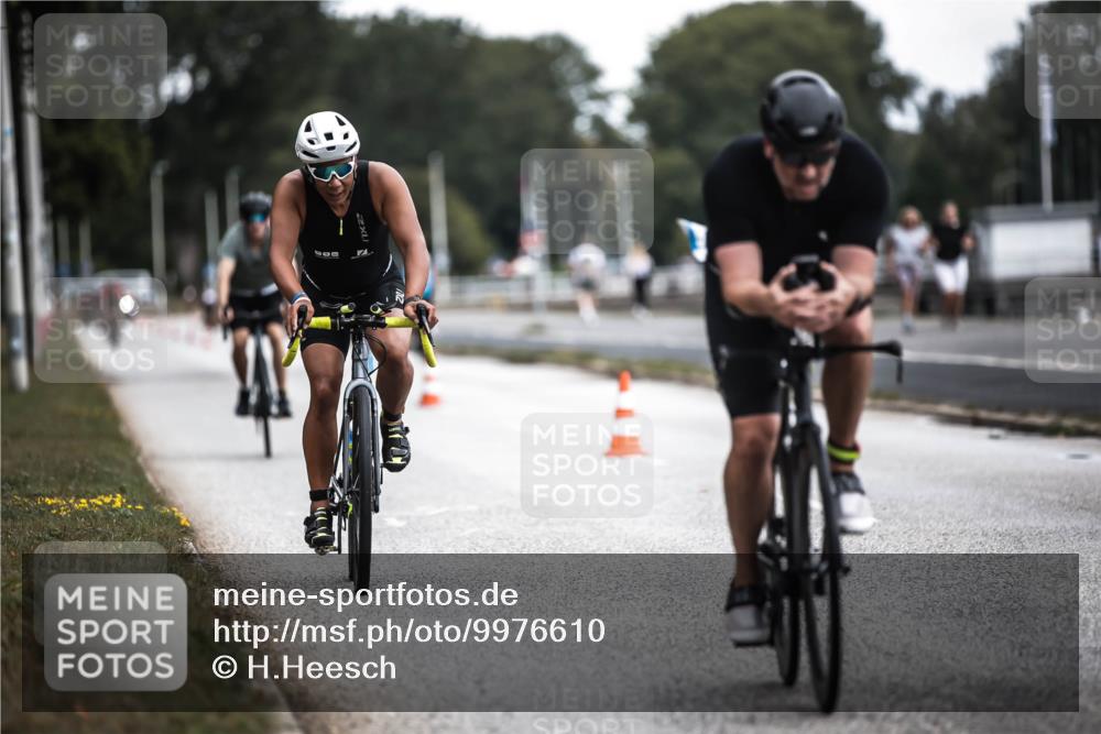 16.08.2026 - KN Förde Triathlon 2026 H.Heesch http://msf.ph/oto/9976610 16.08.2026 11:18:54 Radfahren 310, 356, 384, 425 meine-sportfotos.de