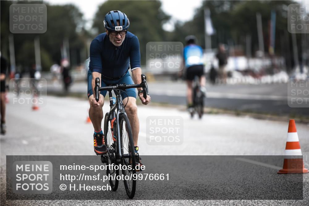 16.08.2026 - KN Förde Triathlon 2026 H.Heesch http://msf.ph/oto/9976661 16.08.2026 11:19:14 Radfahren 313, 319, 342, 347, 365, 372, 391, 416 meine-sportfotos.de
