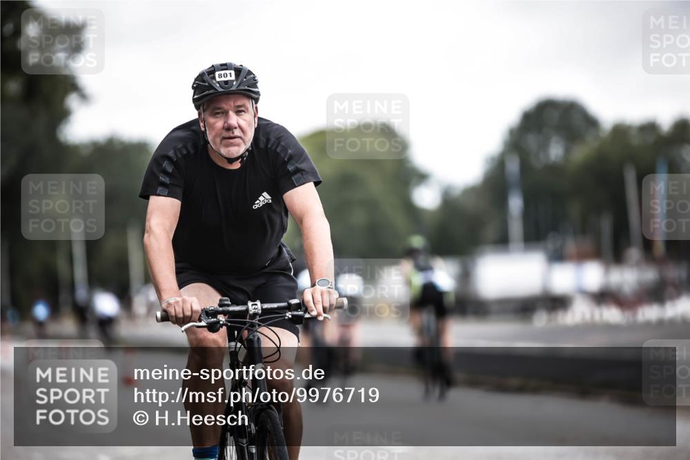 16.08.2026 - KN Förde Triathlon 2026 H.Heesch http://msf.ph/oto/9976719 16.08.2026 11:19:26 Radfahren 305, 305, 346, 351, 377, 801 meine-sportfotos.de