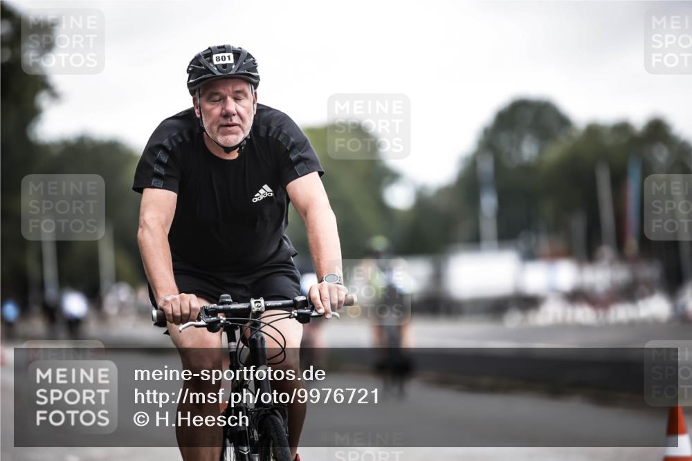 16.08.2026 - KN Förde Triathlon 2026 H.Heesch http://msf.ph/oto/9976721 16.08.2026 11:19:26 Radfahren 305, 305, 346, 351, 377, 801 meine-sportfotos.de