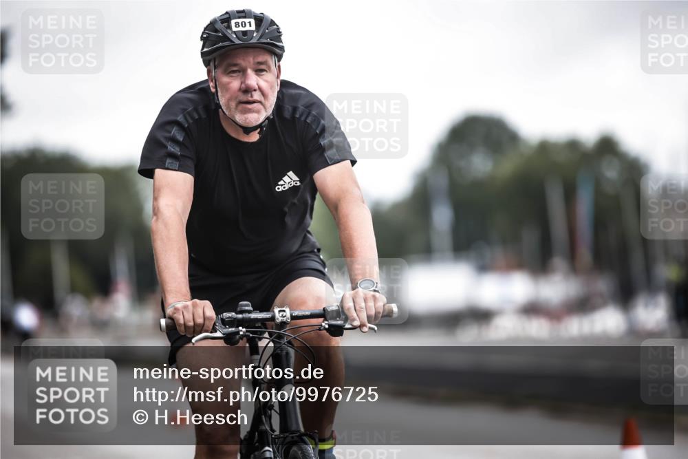 16.08.2026 - KN Förde Triathlon 2026 H.Heesch http://msf.ph/oto/9976725 16.08.2026 11:19:26 Radfahren 305, 305, 346, 351, 377, 801 meine-sportfotos.de