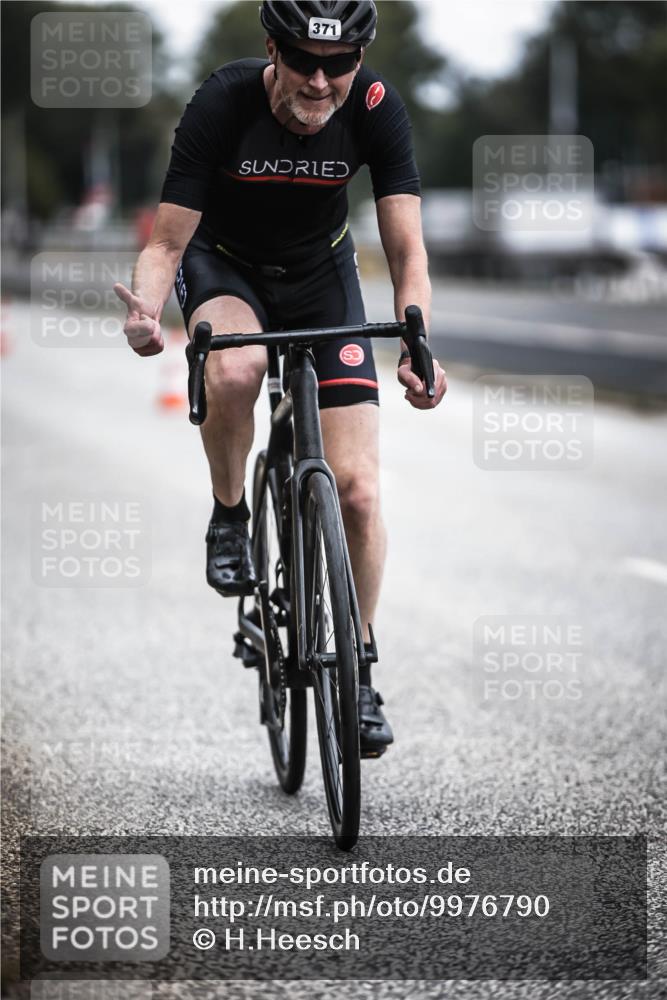 16.08.2026 - KN Förde Triathlon 2026 H.Heesch http://msf.ph/oto/9976790 16.08.2026 11:19:50 Radfahren 317, 318, 340, 371, 382, 383, 397, 435 meine-sportfotos.de