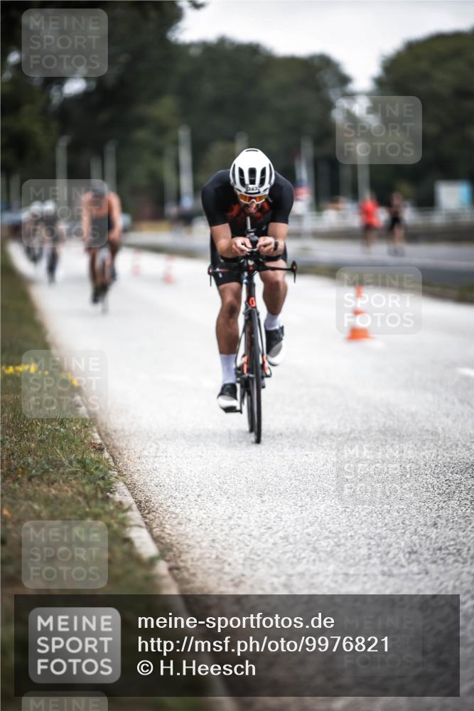 16.08.2026 - KN Förde Triathlon 2026 H.Heesch http://msf.ph/oto/9976821 16.08.2026 11:19:54 Radfahren 317, 318, 340, 349, 382, 383, 389, 435 meine-sportfotos.de