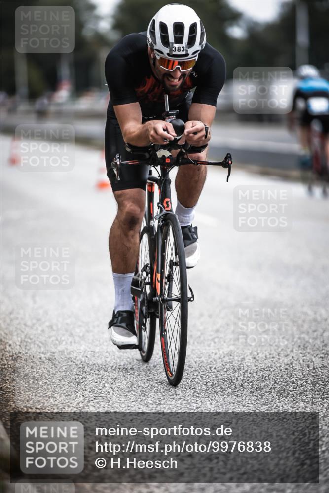 16.08.2026 - KN Förde Triathlon 2026 H.Heesch http://msf.ph/oto/9976838 16.08.2026 11:19:55 Radfahren 318, 349, 382, 383, 389, 435 meine-sportfotos.de