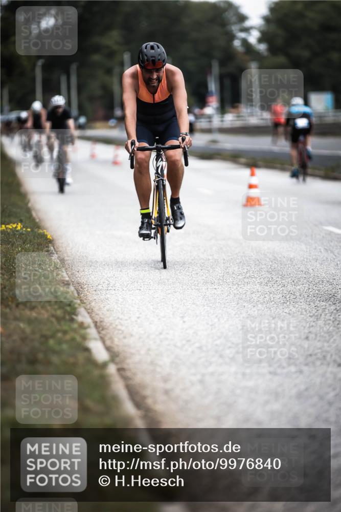 16.08.2026 - KN Förde Triathlon 2026 H.Heesch http://msf.ph/oto/9976840 16.08.2026 11:19:57 Radfahren 321, 349, 369, 383, 389, 417, 435, 439 meine-sportfotos.de