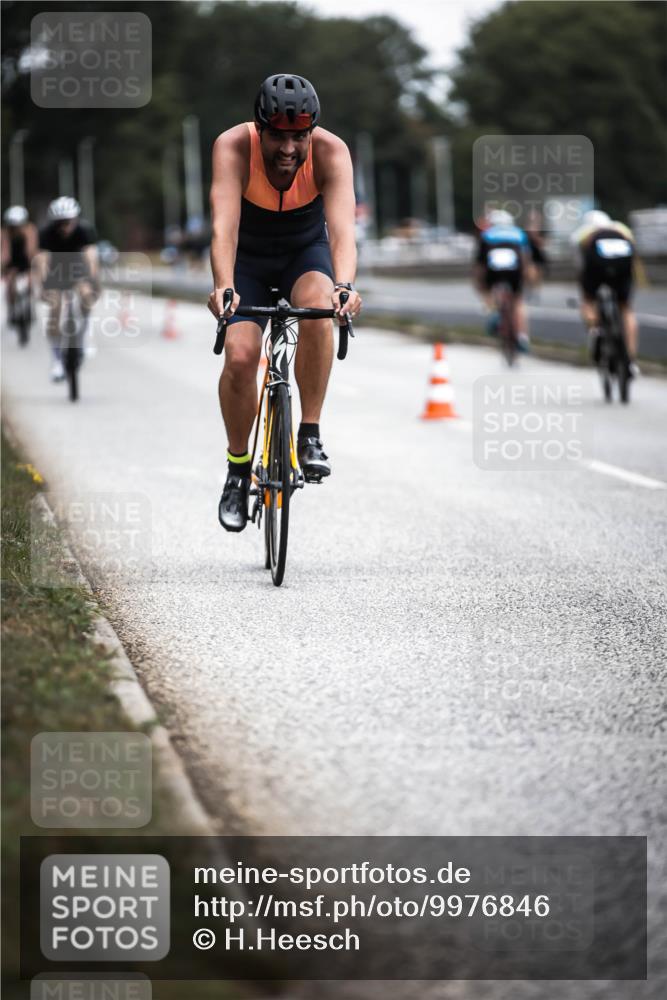 16.08.2026 - KN Förde Triathlon 2026 H.Heesch http://msf.ph/oto/9976846 16.08.2026 11:19:58 Radfahren 321, 349, 369, 383, 389, 417, 439 meine-sportfotos.de