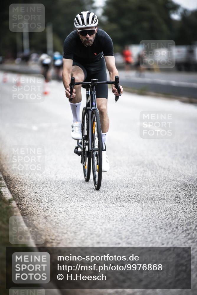 16.08.2026 - KN Förde Triathlon 2026 H.Heesch http://msf.ph/oto/9976868 16.08.2026 11:20:01 Radfahren 314, 321, 329, 349, 368, 369, 389, 390, 417, 439 meine-sportfotos.de