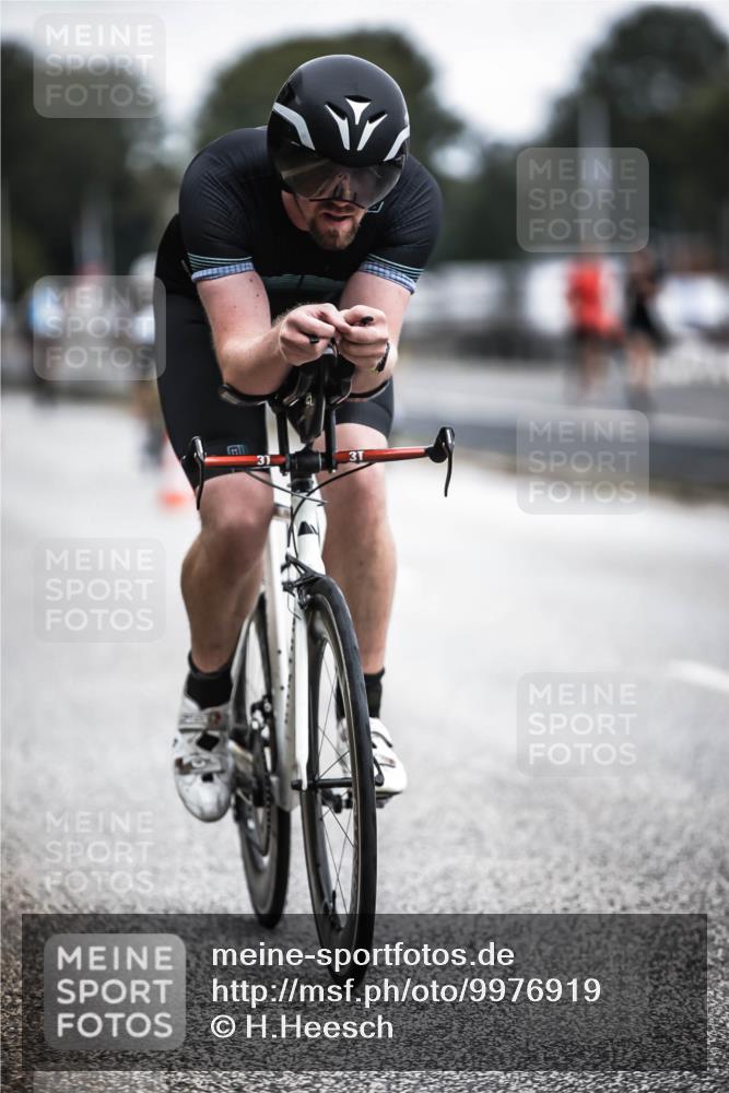 16.08.2026 - KN Förde Triathlon 2026 H.Heesch http://msf.ph/oto/9976919 16.08.2026 11:20:12 Radfahren 311, 325 meine-sportfotos.de