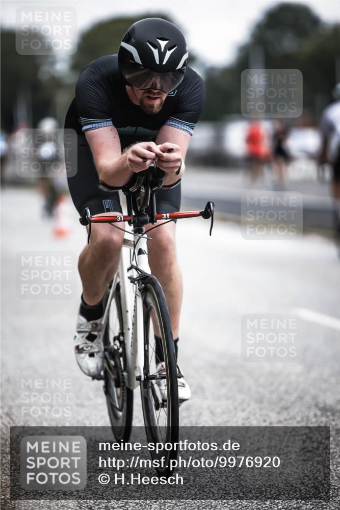 16.08.2026 - KN Förde Triathlon 2026 H.Heesch http://msf.ph/oto/9976920 16.08.2026 11:20:12 Radfahren 311, 325 meine-sportfotos.de