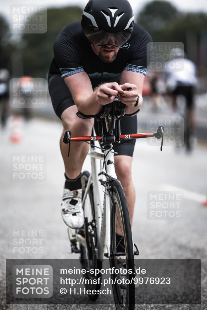 16.08.2026 - KN Förde Triathlon 2026 H.Heesch http://msf.ph/oto/9976923 16.08.2026 11:20:12 Radfahren 311, 325 meine-sportfotos.de
