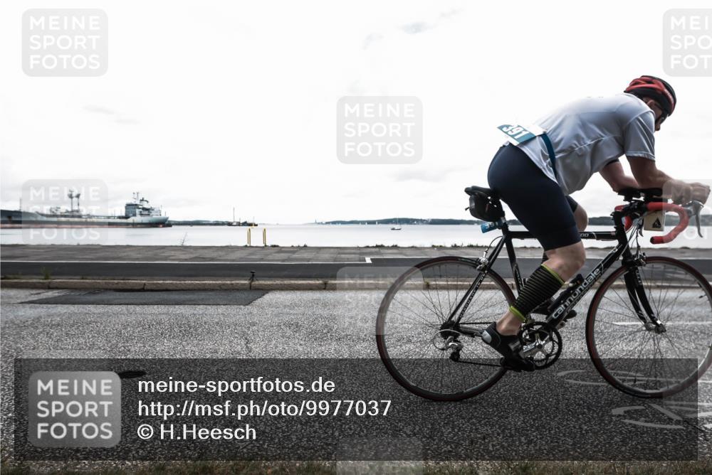 16.08.2026 - KN Förde Triathlon 2026 H.Heesch http://msf.ph/oto/9977037 16.08.2026 11:32:55 Radfahren 348, 368, 391, 399 meine-sportfotos.de