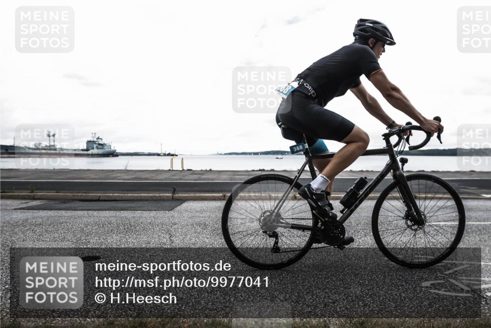 16.08.2026 - KN Förde Triathlon 2026 H.Heesch http://msf.ph/oto/9977041 16.08.2026 11:33:01 Radfahren 368, 369, 430 meine-sportfotos.de