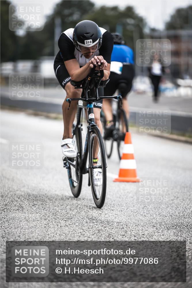 16.08.2026 - KN Förde Triathlon 2026 H.Heesch http://msf.ph/oto/9977086 16.08.2026 11:21:07 Radfahren 310, 316, 392 meine-sportfotos.de