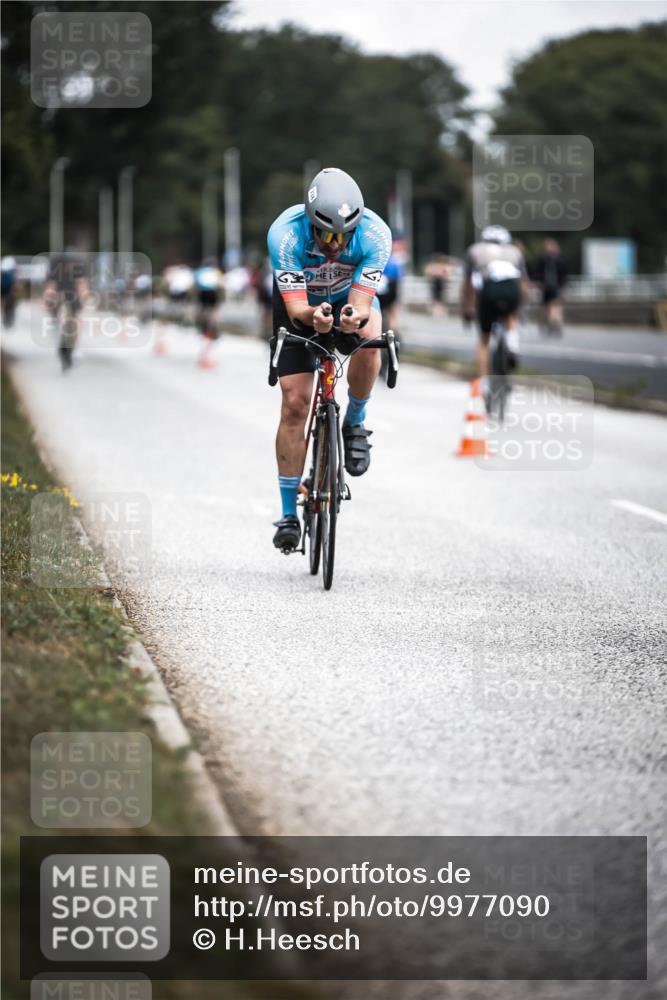 16.08.2026 - KN Förde Triathlon 2026 H.Heesch http://msf.ph/oto/9977090 16.08.2026 11:21:12 Radfahren 320, 338 meine-sportfotos.de