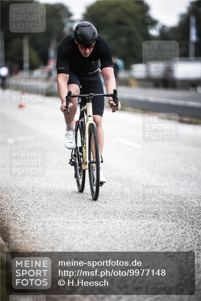 16.08.2026 - KN Förde Triathlon 2026 H.Heesch http://msf.ph/oto/9977148 16.08.2026 11:21:18 Radfahren 312, 320 meine-sportfotos.de