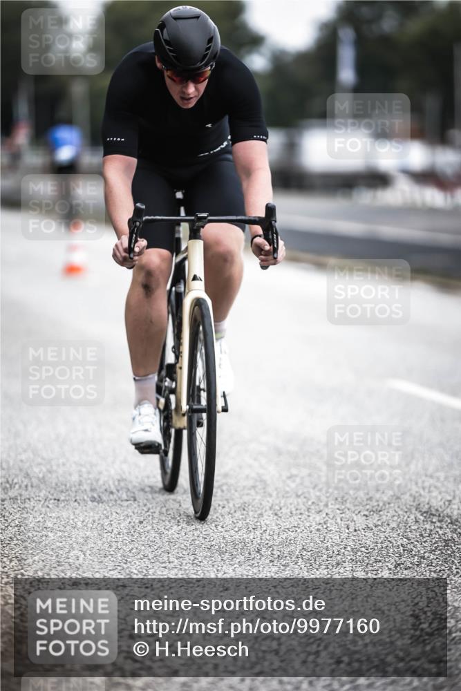 16.08.2026 - KN Förde Triathlon 2026 H.Heesch http://msf.ph/oto/9977160 16.08.2026 11:21:18 Radfahren 312, 320 meine-sportfotos.de