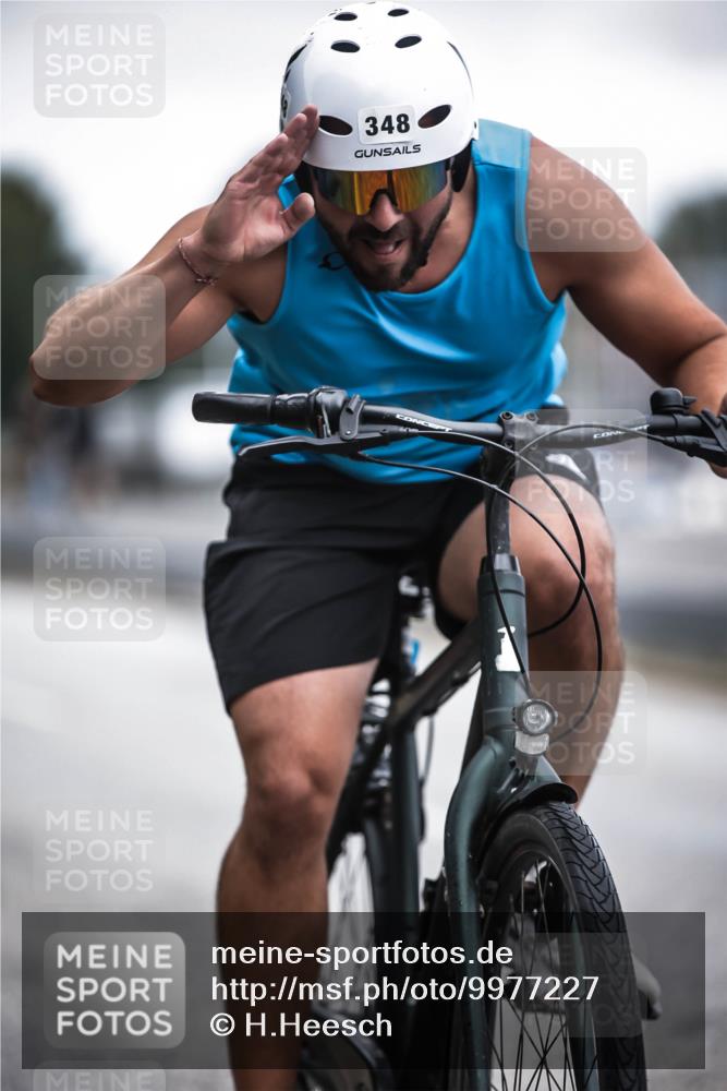 16.08.2026 - KN Förde Triathlon 2026 H.Heesch http://msf.ph/oto/9977227 16.08.2026 11:21:27 Radfahren 348, 394, 424 meine-sportfotos.de