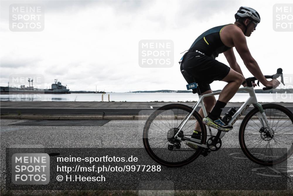 16.08.2026 - KN Förde Triathlon 2026 H.Heesch http://msf.ph/oto/9977288 16.08.2026 11:40:11 Radfahren 417, 427 meine-sportfotos.de