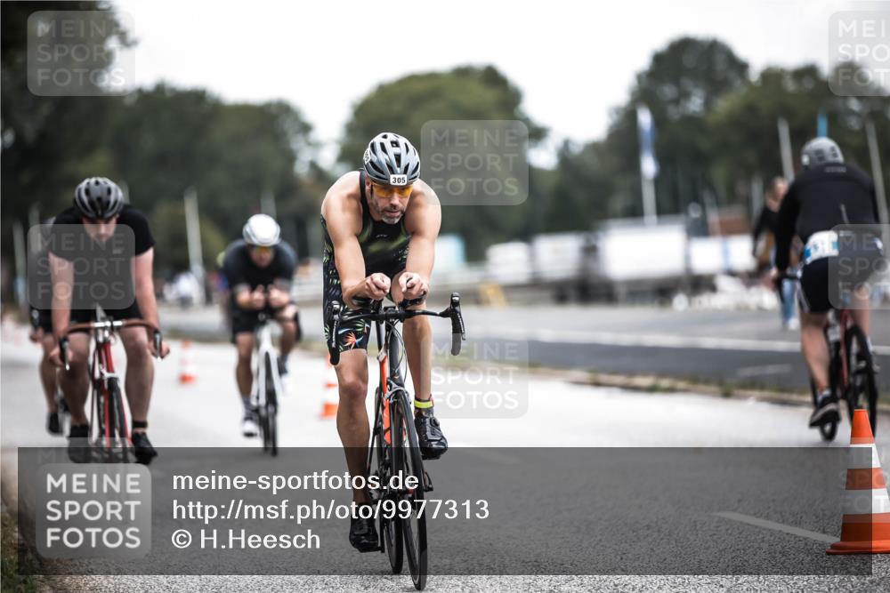 16.08.2026 - KN Förde Triathlon 2026 H.Heesch http://msf.ph/oto/9977313 16.08.2026 11:21:44 Radfahren 323, 342, 347, 365, 377 meine-sportfotos.de