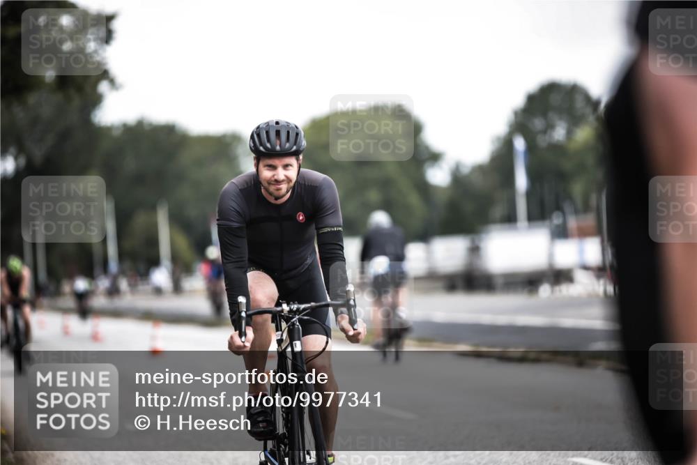 16.08.2026 - KN Förde Triathlon 2026 H.Heesch http://msf.ph/oto/9977341 16.08.2026 11:21:46 Radfahren 342, 347, 365, 372, 377 meine-sportfotos.de