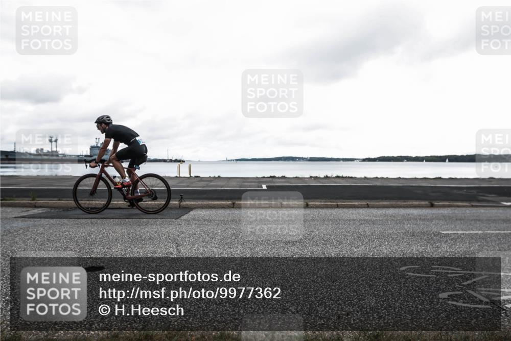 16.08.2026 - KN Förde Triathlon 2026 H.Heesch http://msf.ph/oto/9977362 16.08.2026 11:42:49 Radfahren 410 meine-sportfotos.de