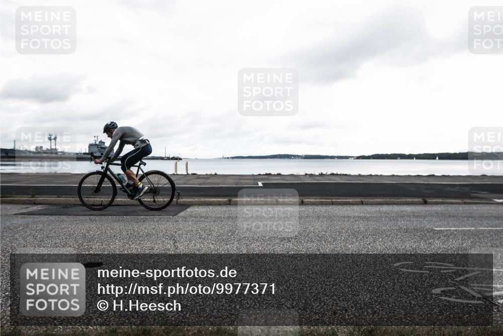 16.08.2026 - KN Förde Triathlon 2026 H.Heesch http://msf.ph/oto/9977371 16.08.2026 11:43:00 Radfahren 394, 401, 427 meine-sportfotos.de