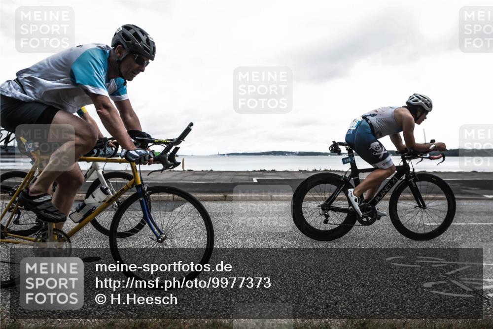 16.08.2026 - KN Förde Triathlon 2026 H.Heesch http://msf.ph/oto/9977373 16.08.2026 11:43:02 Radfahren 401, 427 meine-sportfotos.de