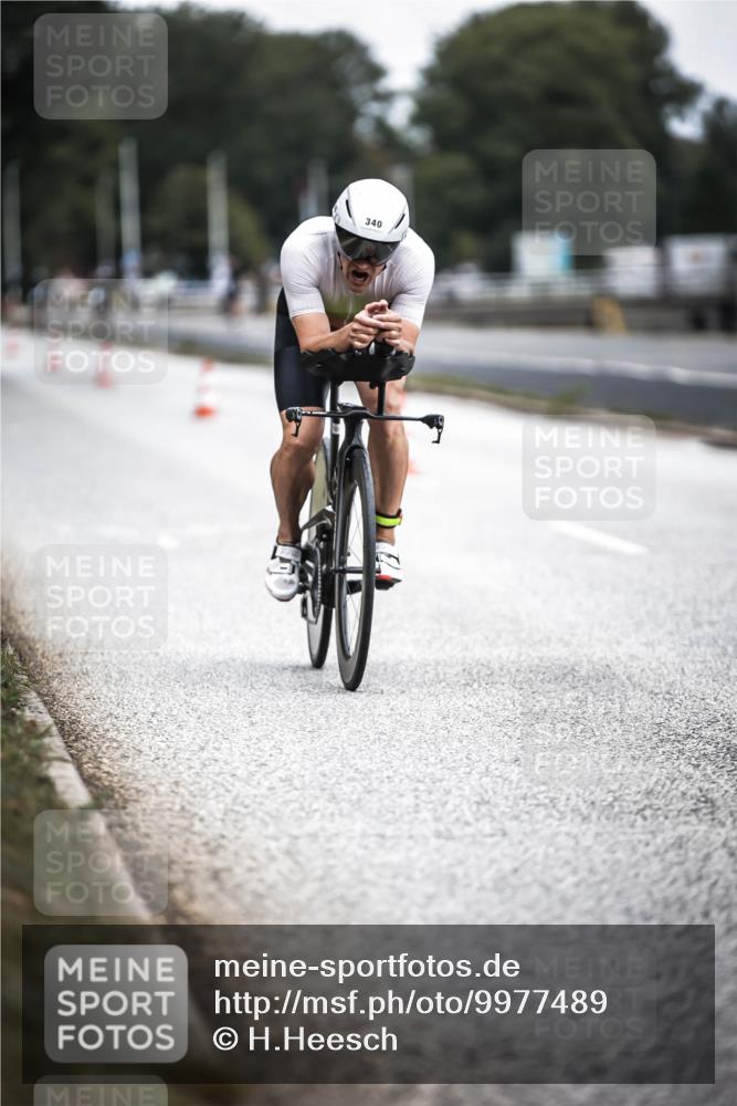 16.08.2026 - KN Förde Triathlon 2026 H.Heesch http://msf.ph/oto/9977489 16.08.2026 11:22:02 Radfahren 340, 376, 393, 401 meine-sportfotos.de