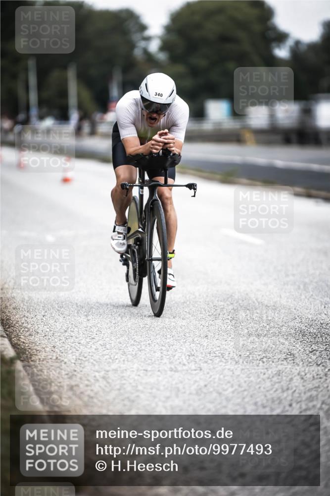 16.08.2026 - KN Förde Triathlon 2026 H.Heesch http://msf.ph/oto/9977493 16.08.2026 11:22:02 Radfahren 340, 376, 393, 401 meine-sportfotos.de