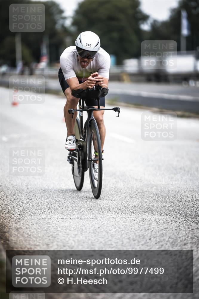 16.08.2026 - KN Förde Triathlon 2026 H.Heesch http://msf.ph/oto/9977499 16.08.2026 11:22:02 Radfahren 340, 376, 393, 401 meine-sportfotos.de