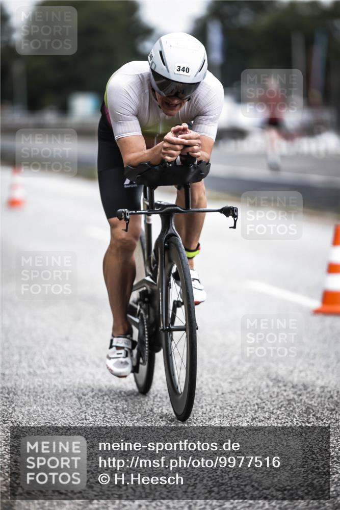 16.08.2026 - KN Förde Triathlon 2026 H.Heesch http://msf.ph/oto/9977516 16.08.2026 11:22:02 Radfahren 340, 376, 393, 401 meine-sportfotos.de